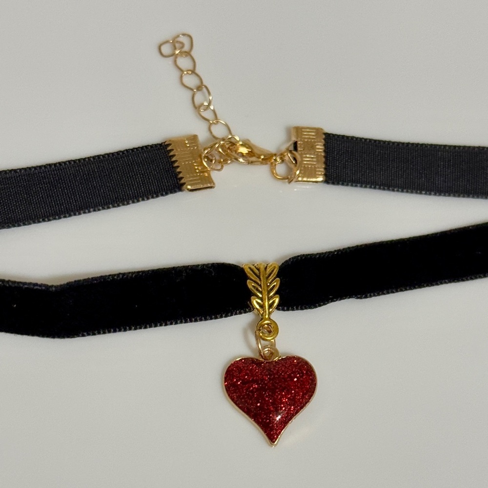 Punk Black Choker Necklace with Red Heart Pendant 〰️ ❤️ - Picture 4 of 5